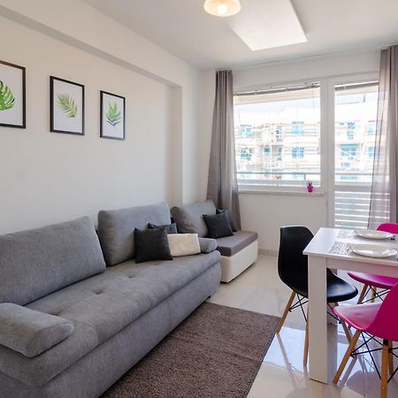 Holiday Home Slavia New 601 Z Balkonem Przy Plazy เมียนซิดดรอแย ภายนอก รูปภาพ